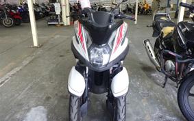 YAMAHA TRICITY 125 1990 SE82J