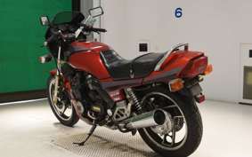 YAMAHA XJ750 E 1983 29R