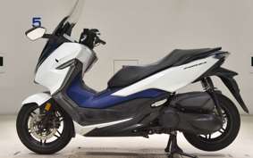 HONDA FORZA 250 MF13