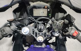 YAMAHA YZF-R15M RG67
