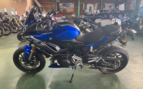 BMW F900XR 2025 0K21