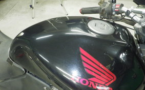HONDA HORNET 250 2005 MC31