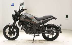 BENELLI BENELLI レオンチーノ125 2006