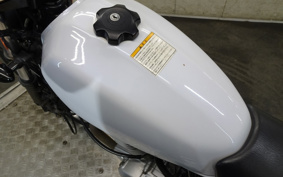 SUZUKI GLASS TRACKER BIG BOY NJ4DA