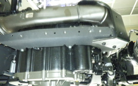 HUSQVARNA SVARTPILEN 401 2025