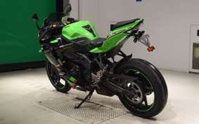 KAWASAKI ZX-25R 2004 ZX250E