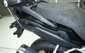 SUZUKI Vストローム800 2025 EM1BA