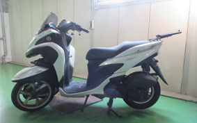 YAMAHA TRICITY 125 SE82J