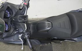 YAMAHA T-MAX 560 T 2021 SJ19J