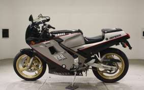 YAMAHA FZR250 2013 2KR