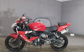 YAMAHA YZF-R6 2004 RJ05