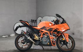 KTM 390 RC 2023 JYJ40
