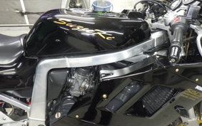 SUZUKI GSX-R1100 1990 GV73A