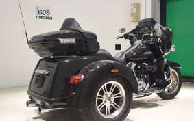 HARLEY FLHTCU TG 1870 2019