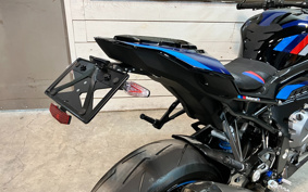 BMW M1000R 2023 0E81