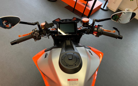 KTM 1290 SUPER DUKE R EVO 2022 V3940