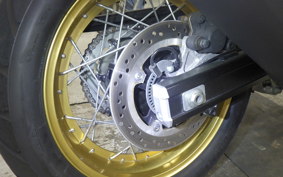 SUZUKI Vｽﾄﾛｰﾑ650XTA 2023 C733M