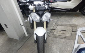TRIUMPH STREET TRIPLE 85 2013