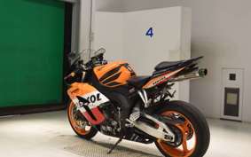 HONDA CBR1000RR 2004 SC57