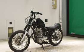 YAMAHA SR400 Gen.3 2004 RH01J