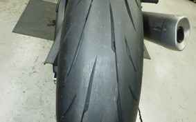 YAMAHA YZF-R6 2011