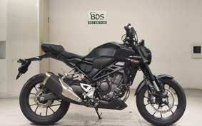HONDA CB250RA 2014 MC52
