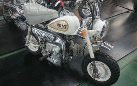 HONDA MONKEY WHITESPL Z50J