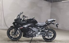 SUZUKI GSX250 R DN11A