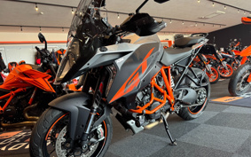 KTM 1290 SUPER DUKE GT 2019 V6940