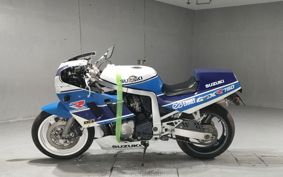 SUZUKI GSX-R750 GR7AC