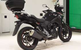 SUZUKI Vｽﾄﾛｰﾑ250A 2011