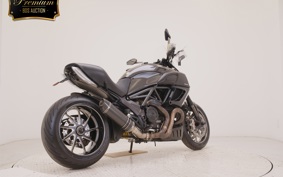 DUCATI DIAVEL Carbon 2011
