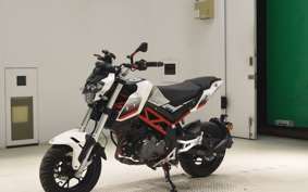 BENELLI TNT125