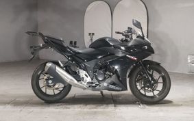 SUZUKI GSX250 R DN11A