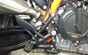 KTM 890 DUKE R 2023