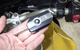 BMW F900XR 2020
