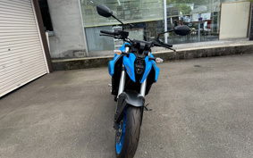 SUZUKI GSX-8S EM1AA
