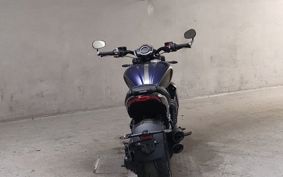 TRIUMPH ROCKET 3 STORM R 2025 YBY2BJ