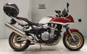 HONDA CB1300SB SUPER BOLDOR A 2005 SC54