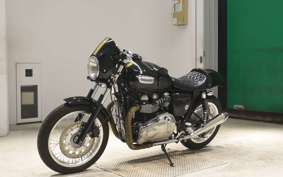 TRIUMPH THRUXTON 900 2015