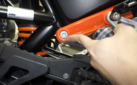 KTM 690 DUKE 2016