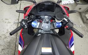 HONDA CBR600RR 2022 PC40