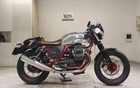 MOTO GUZZI V7 RACER 2015