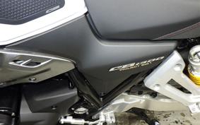 HONDA CB1300SF SUPER FOUR SP 2025 SC54