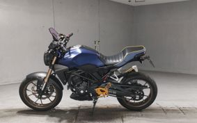 HONDA CB250R MC52