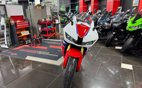 HONDA CBR600RR 2013 PC40