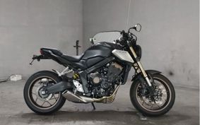 HONDA CB650R 2021 RH03
