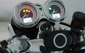 TRIUMPH  TRIUMPH  THRUXTON RS FE 2024 DAD87H