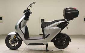 HONDA EM1 e: EF16