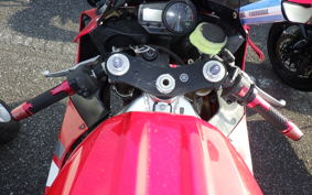 YAMAHA YZF-R1 2002